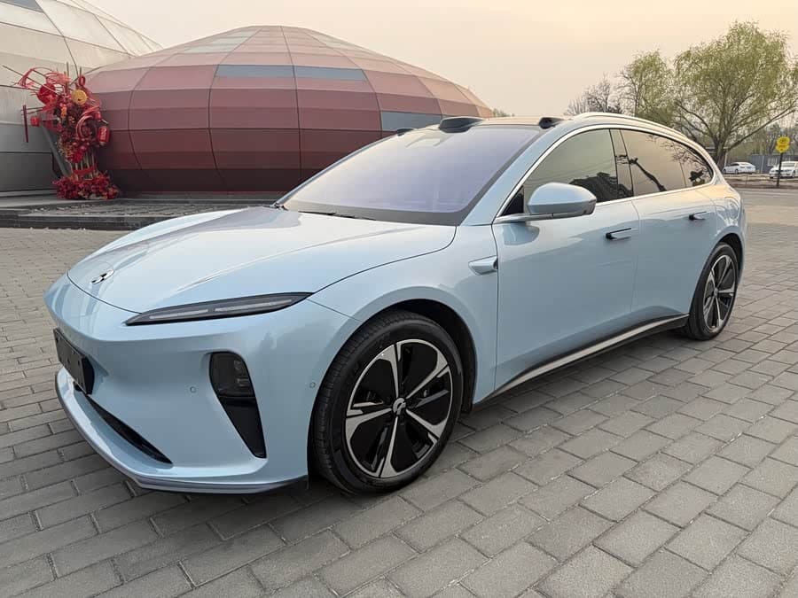 NIO ET5T 2024