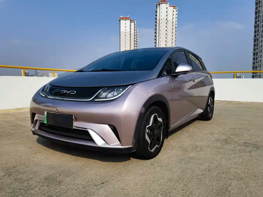 BYD Dolphin