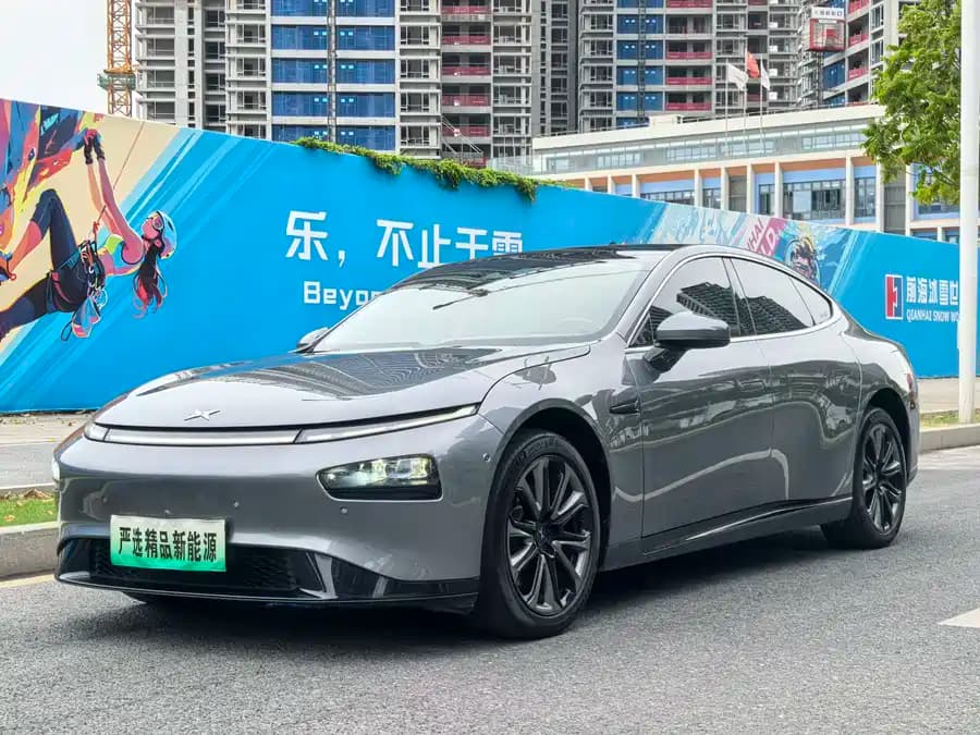 Xpeng P7