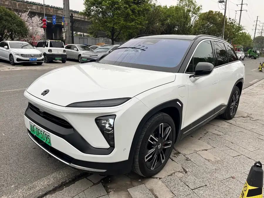 NIO ES6 2020