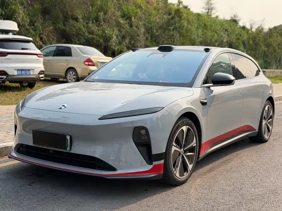 NIO ET5T