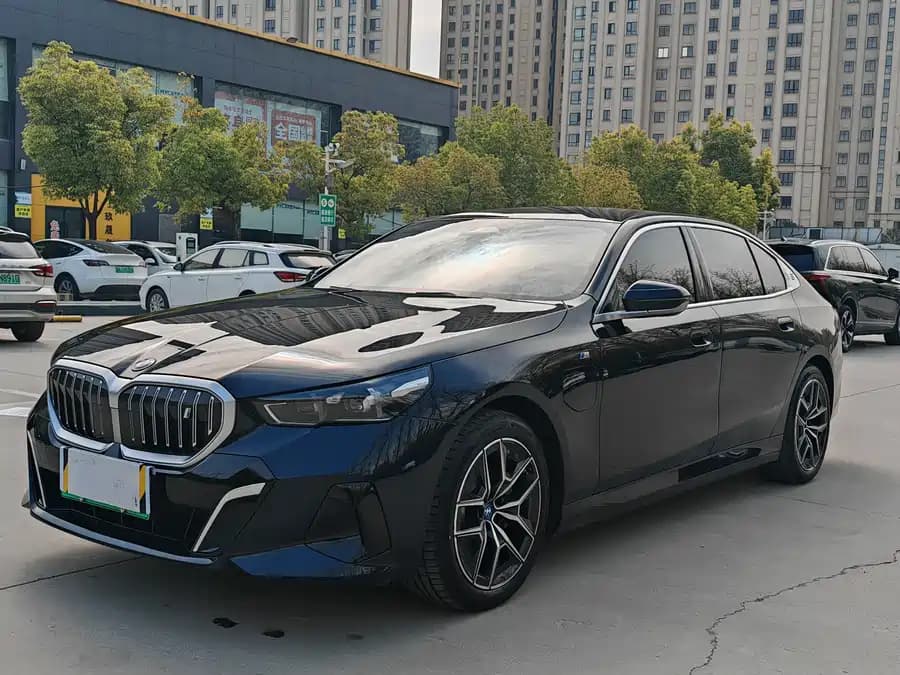 BMW i5 2024