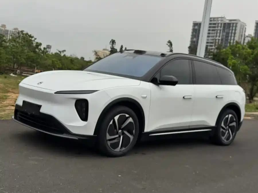 NIO ES6