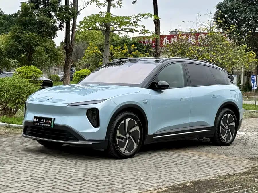 NIO ES6