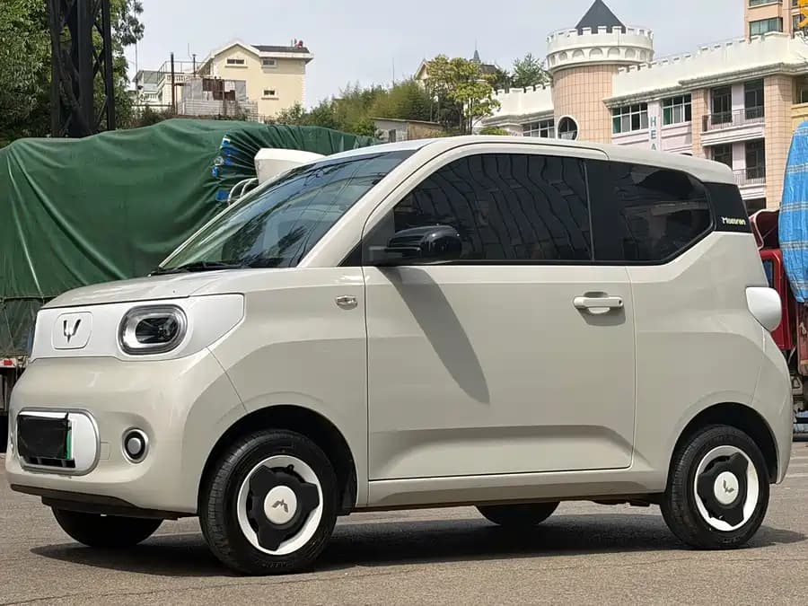 Wuling Hongguang 2024