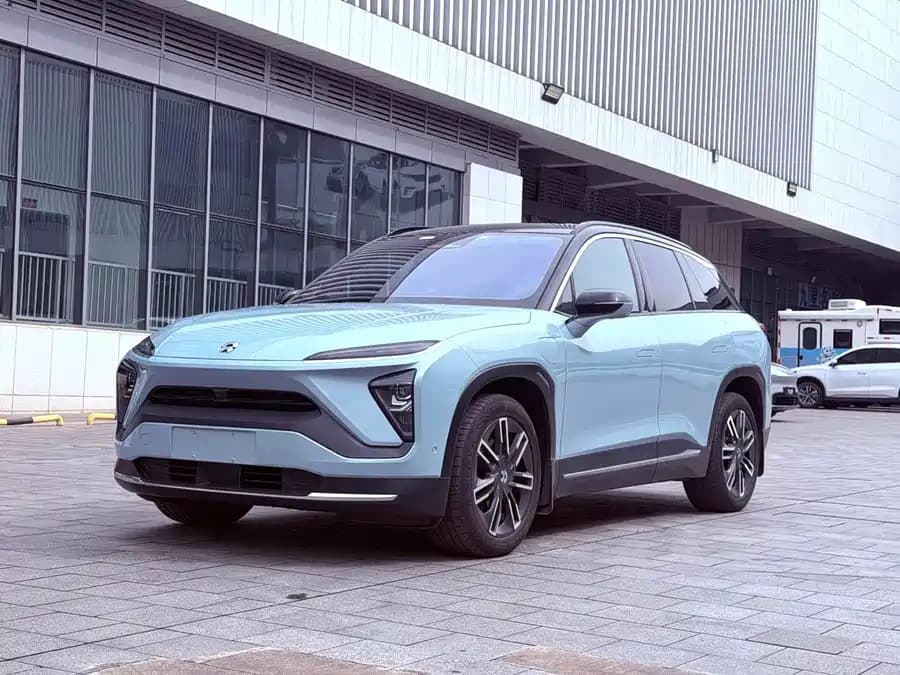 NIO ES6 2020