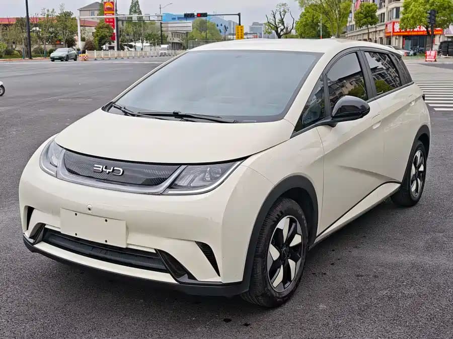 BYD Dolphin 2024