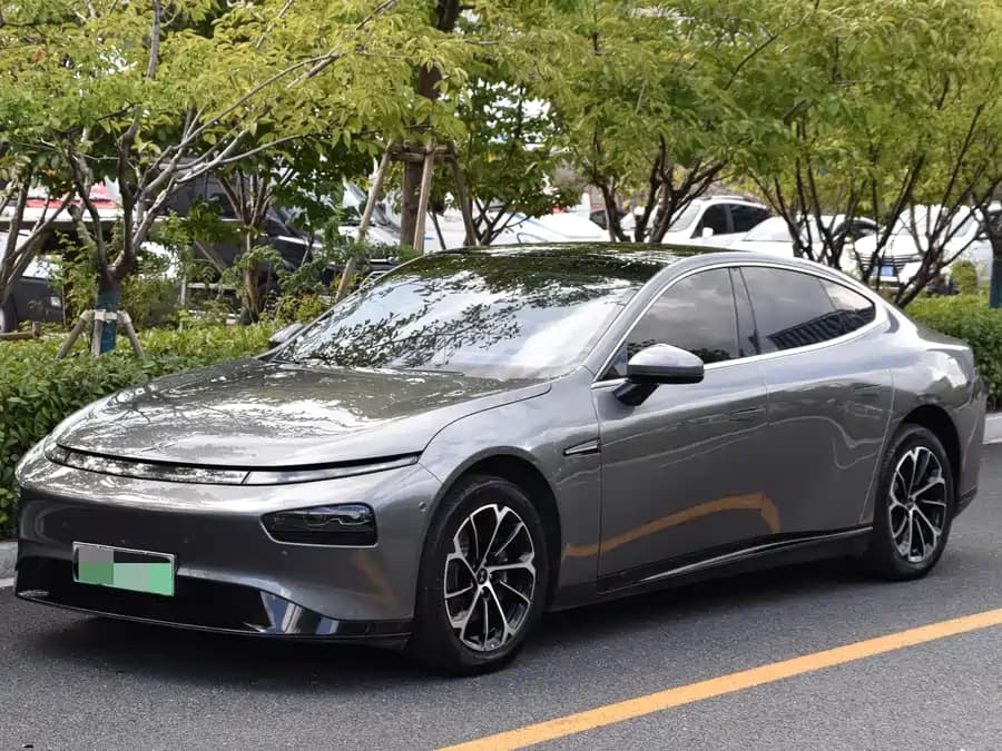 Xpeng P7