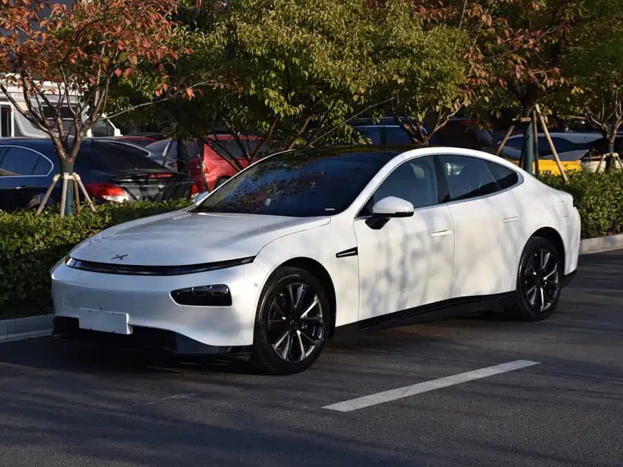 Xpeng P7