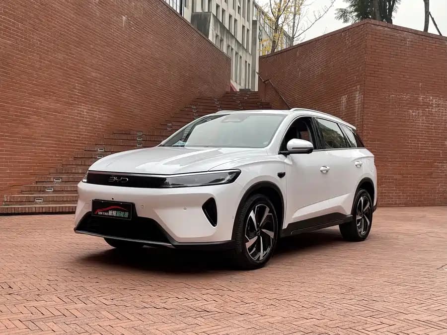 BYD Sea Lion 06 EV 2025