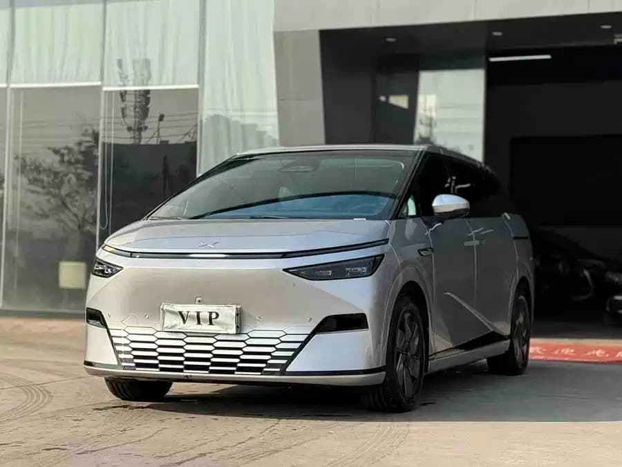 Xpeng X9 2024 — купить из Китая в Минск