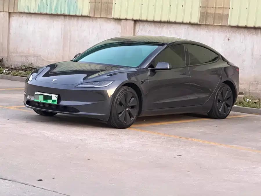 Tesla 3