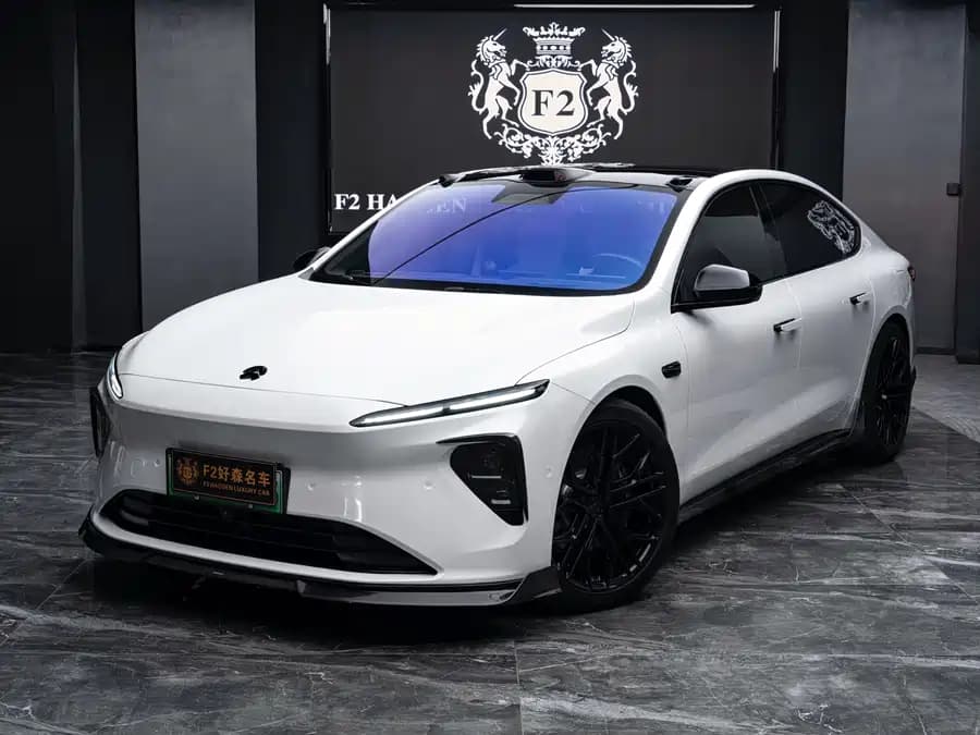 NIO ET7