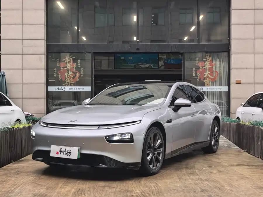 Xpeng P7