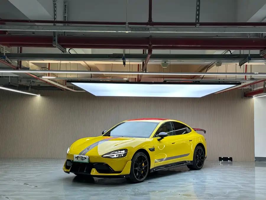 Xiaomi SU7 Ultra null