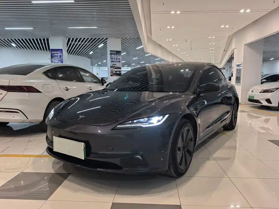 Tesla 3