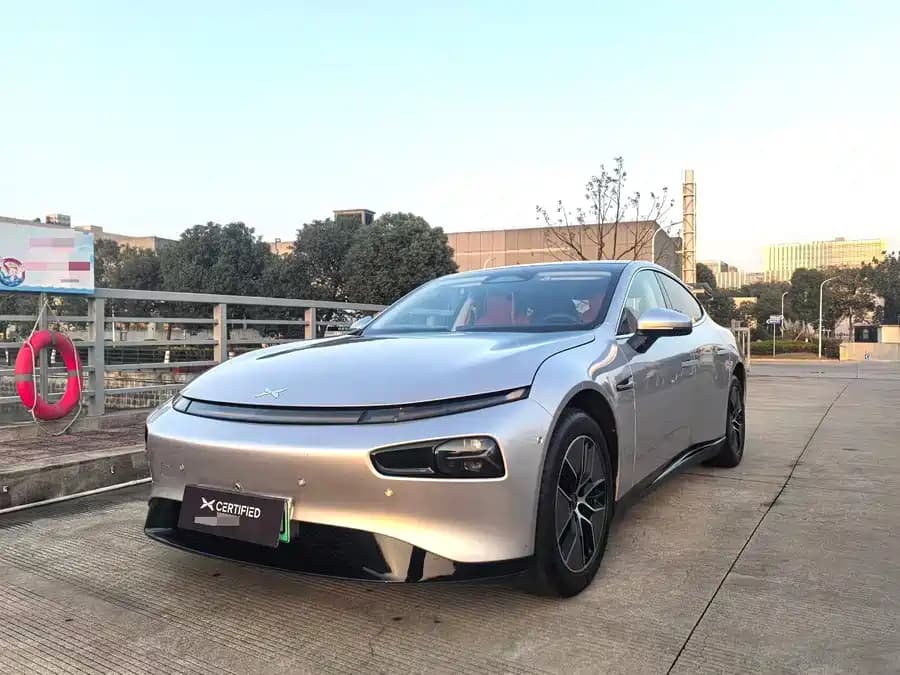 Xpeng P7