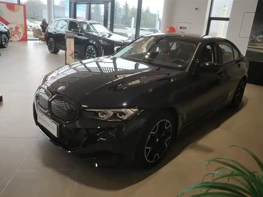 BMW i3 2025 — купить из Китая в Минск