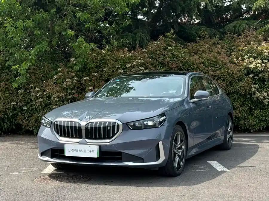 BMW i5 2024