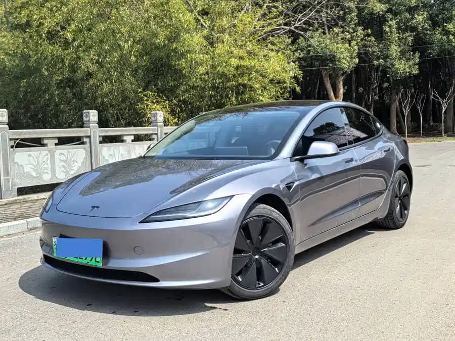 Tesla 3 2025 — купить из Китая в Минск