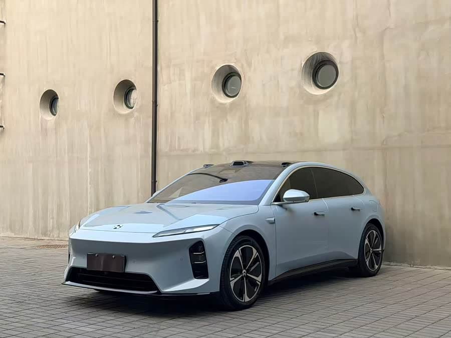 NIO ET5T