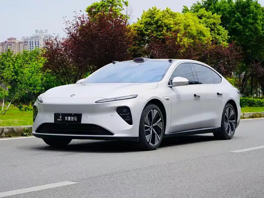 NIO ET7