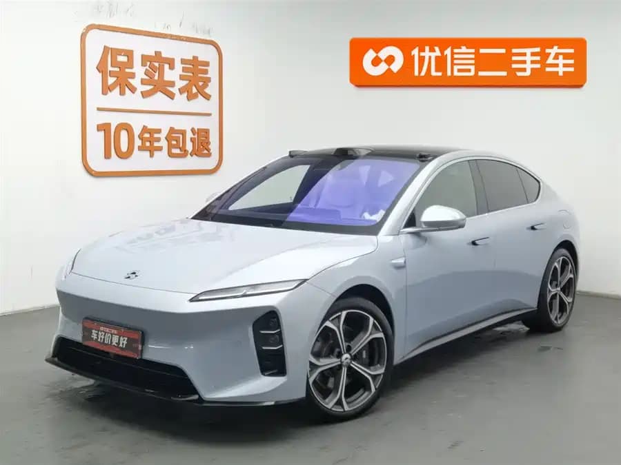 NIO ET5