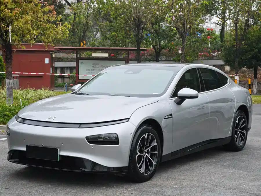 Xpeng P7