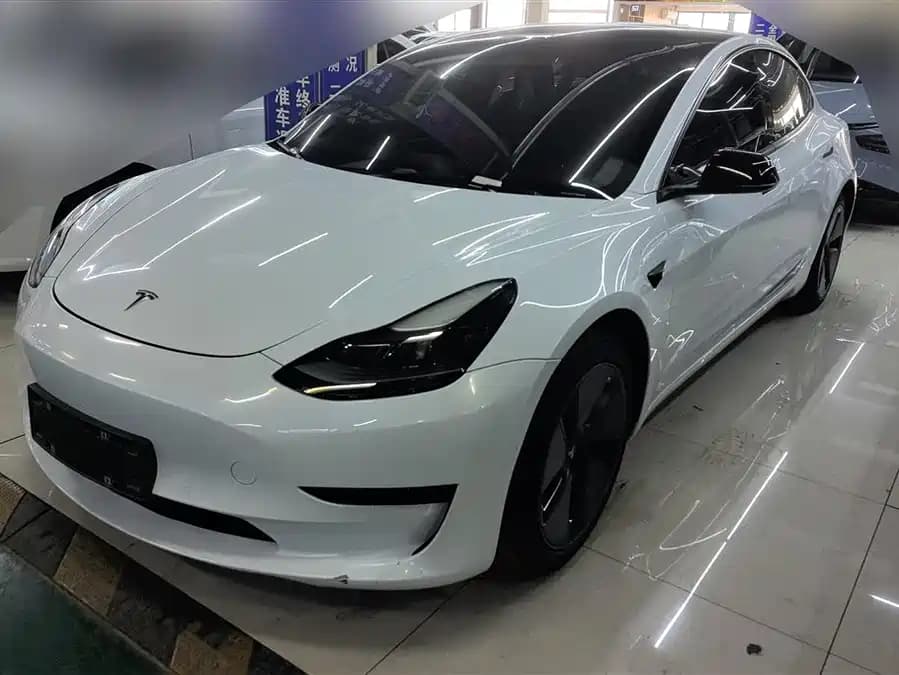 Tesla 3