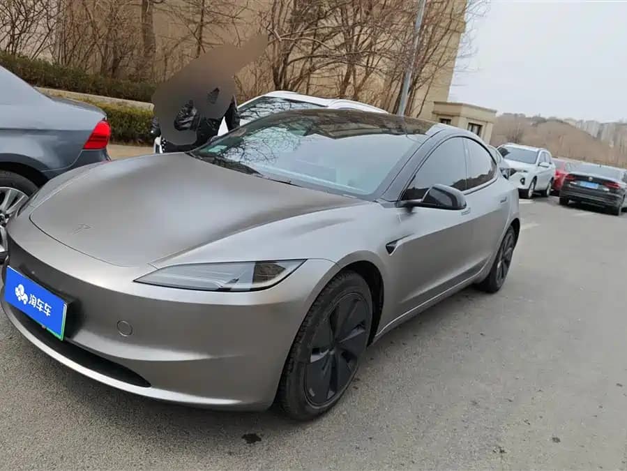 Tesla 3