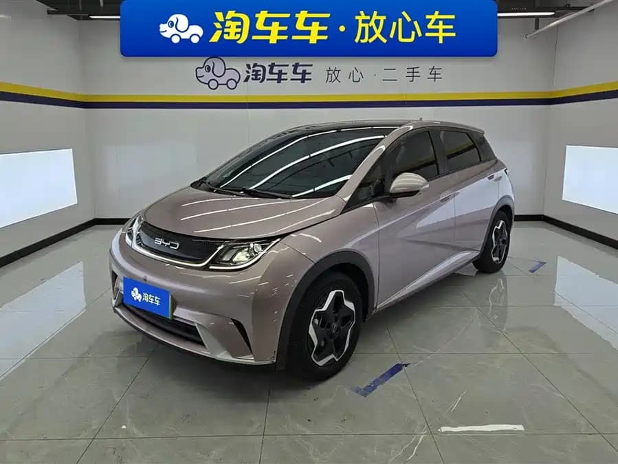 BYD Dolphin 2023