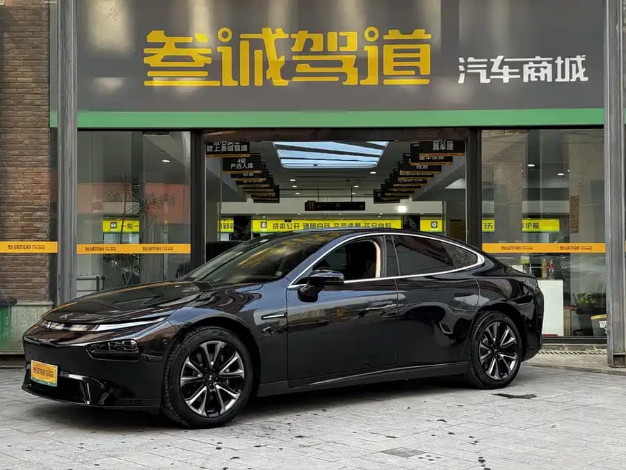 Xpeng P7