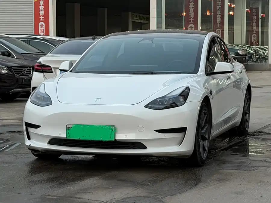 Tesla 3