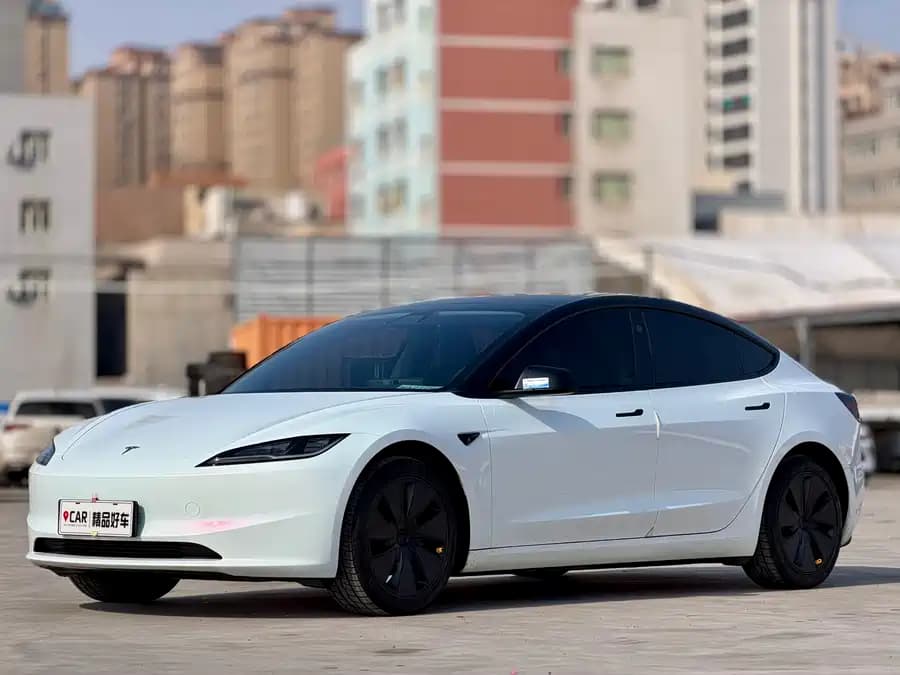 Tesla 3