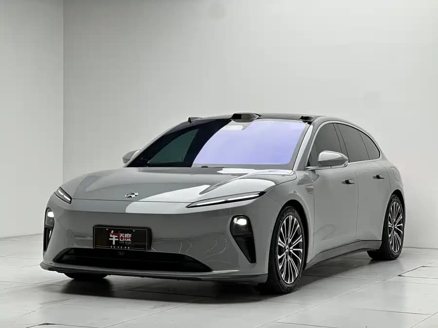 NIO ET5T