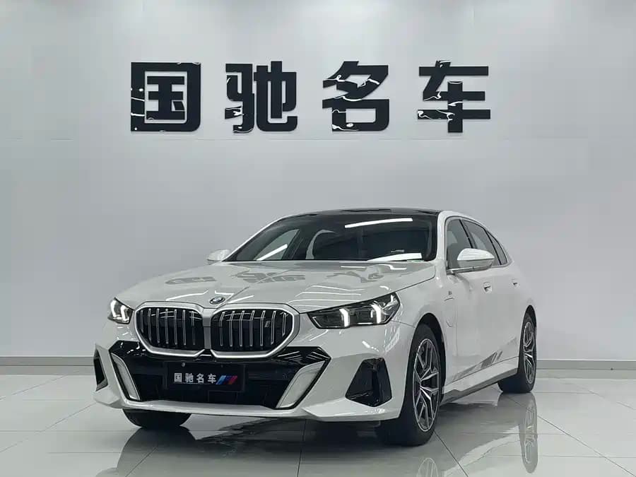 BMW i5 2025