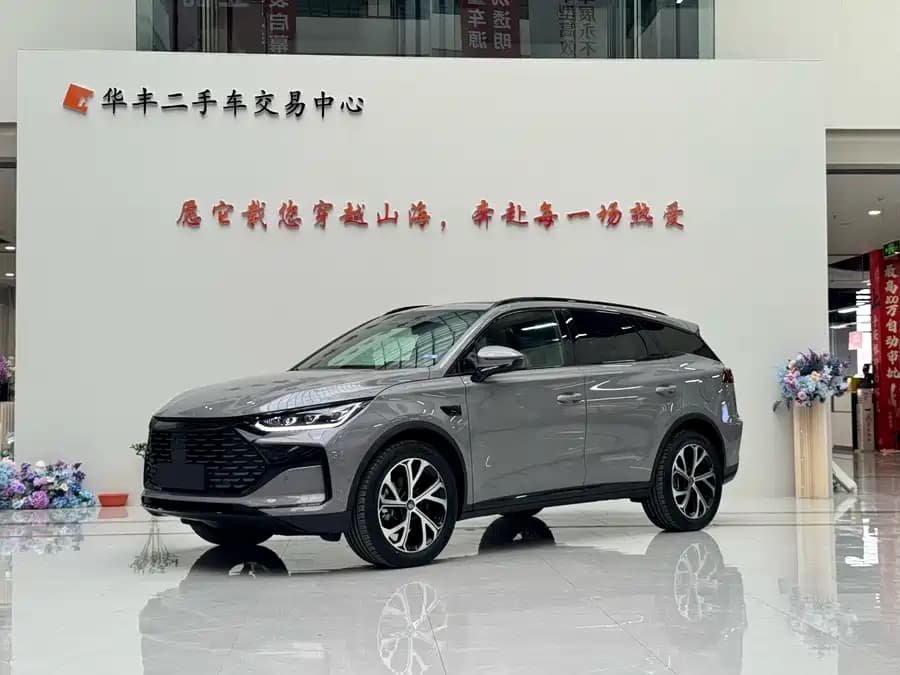 BYD Tang 2025