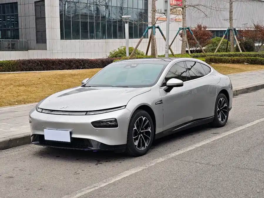 Xpeng P7