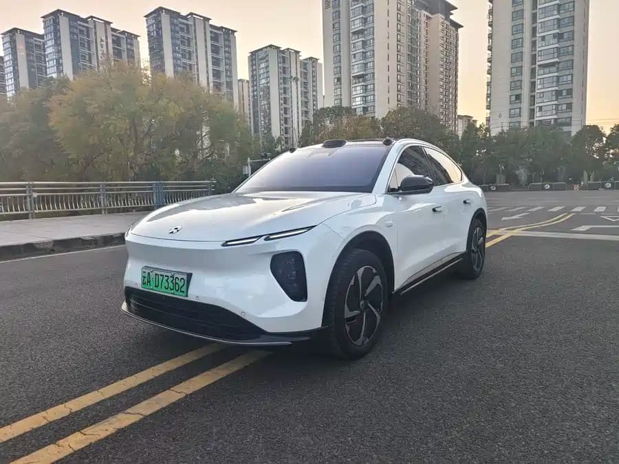 NIO EC6