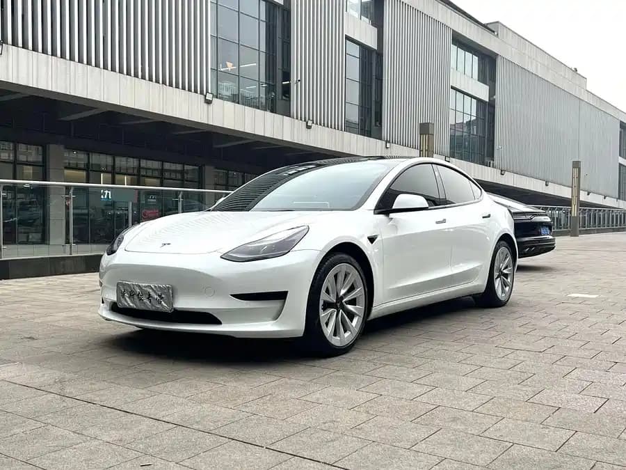 Tesla 3 2022