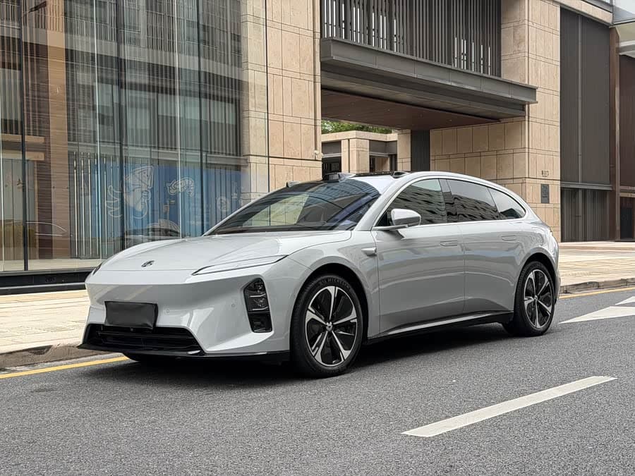NIO ET5T 2025