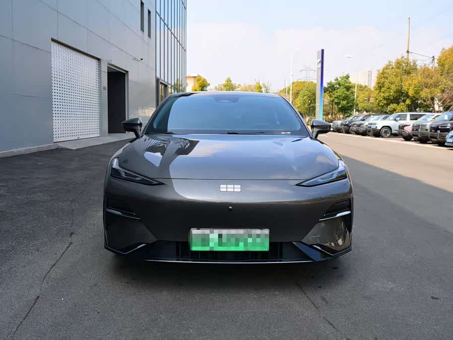 Geely Galaxy E8 2025