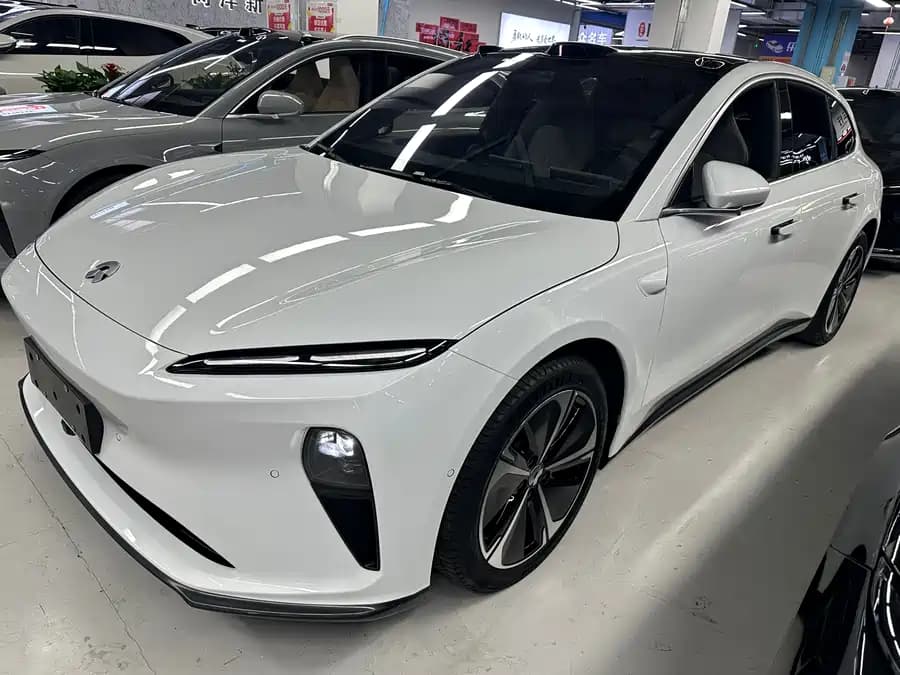 NIO ET5 2024